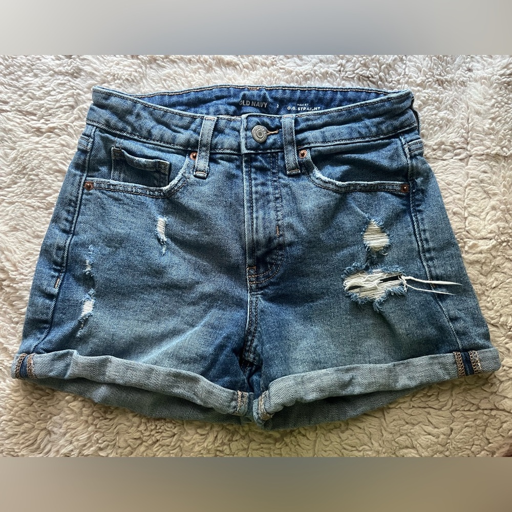 Old Navy High Rise OG Straight Ripped Shorts Size 2